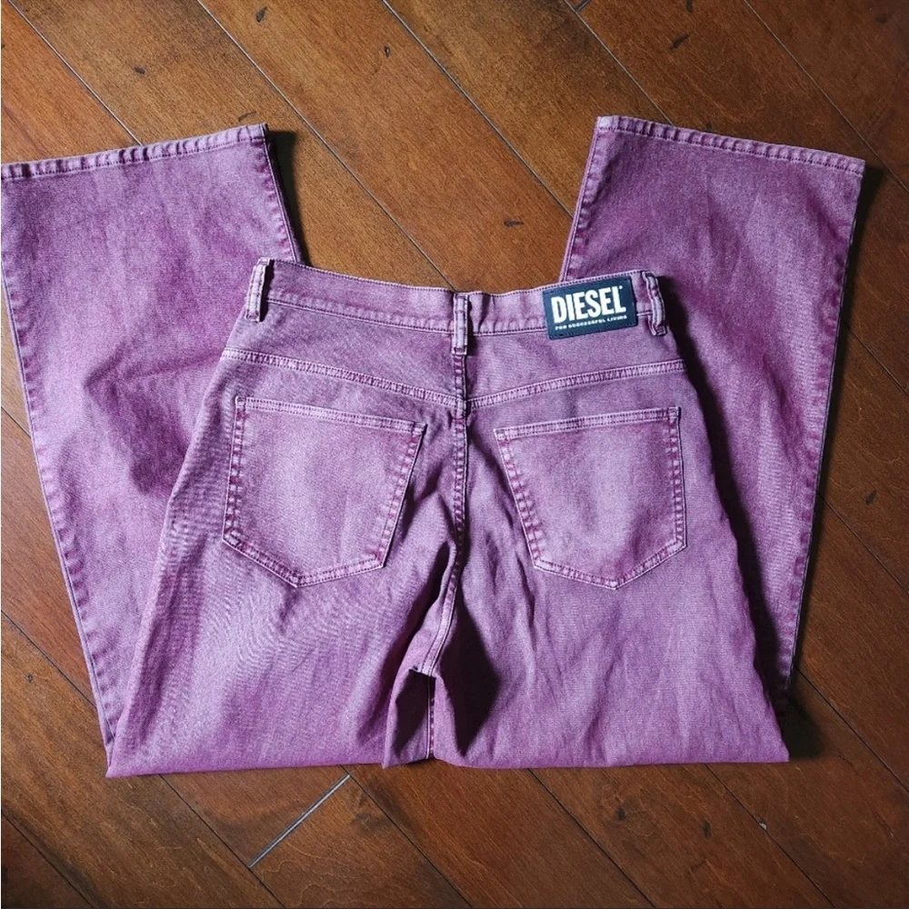 Diesel awesome jeans. Definitely statement piece. Mint condition, size 29 - Picture 3 of 7